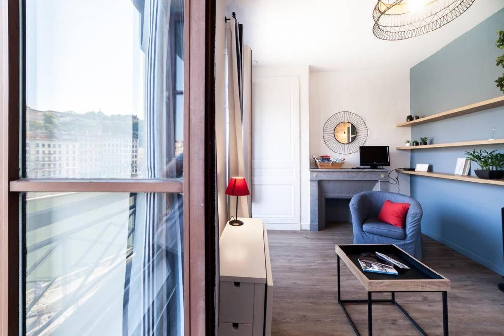 Ferienwohnung Vieux Lyon Avec Vue Sur La Saone Ail Exterior foto